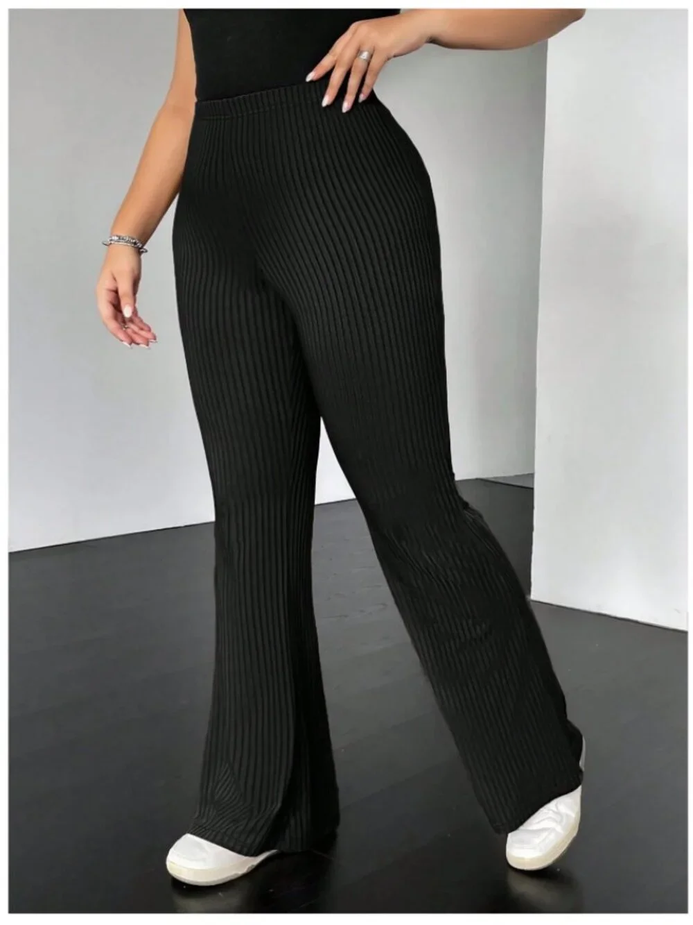 Shein Curve Women's Plus Size 2XL EZWear Ribbed Flared Bell Bottom Pants Black